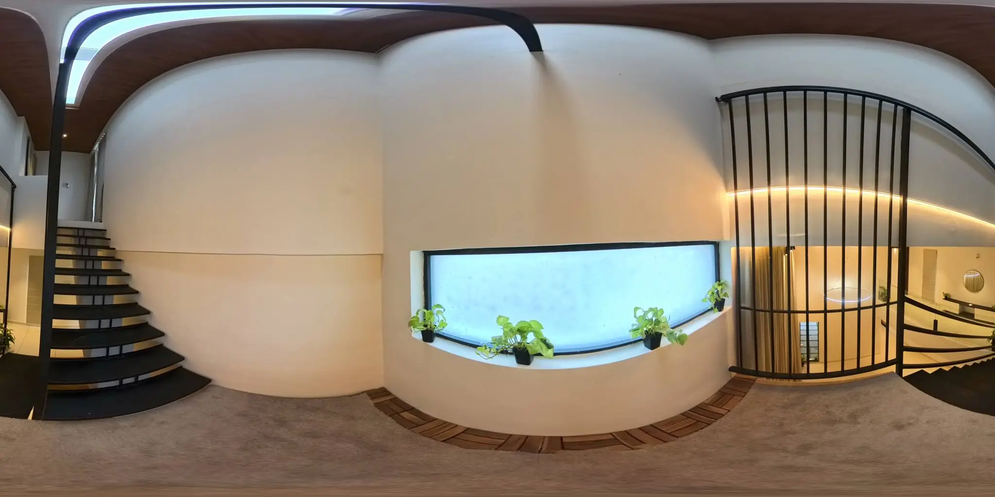 360° light-filled interior detail